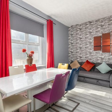 Newcastle City Centre Super Spacious Town House Free Parking And Wi-Fi Экстерьер фото