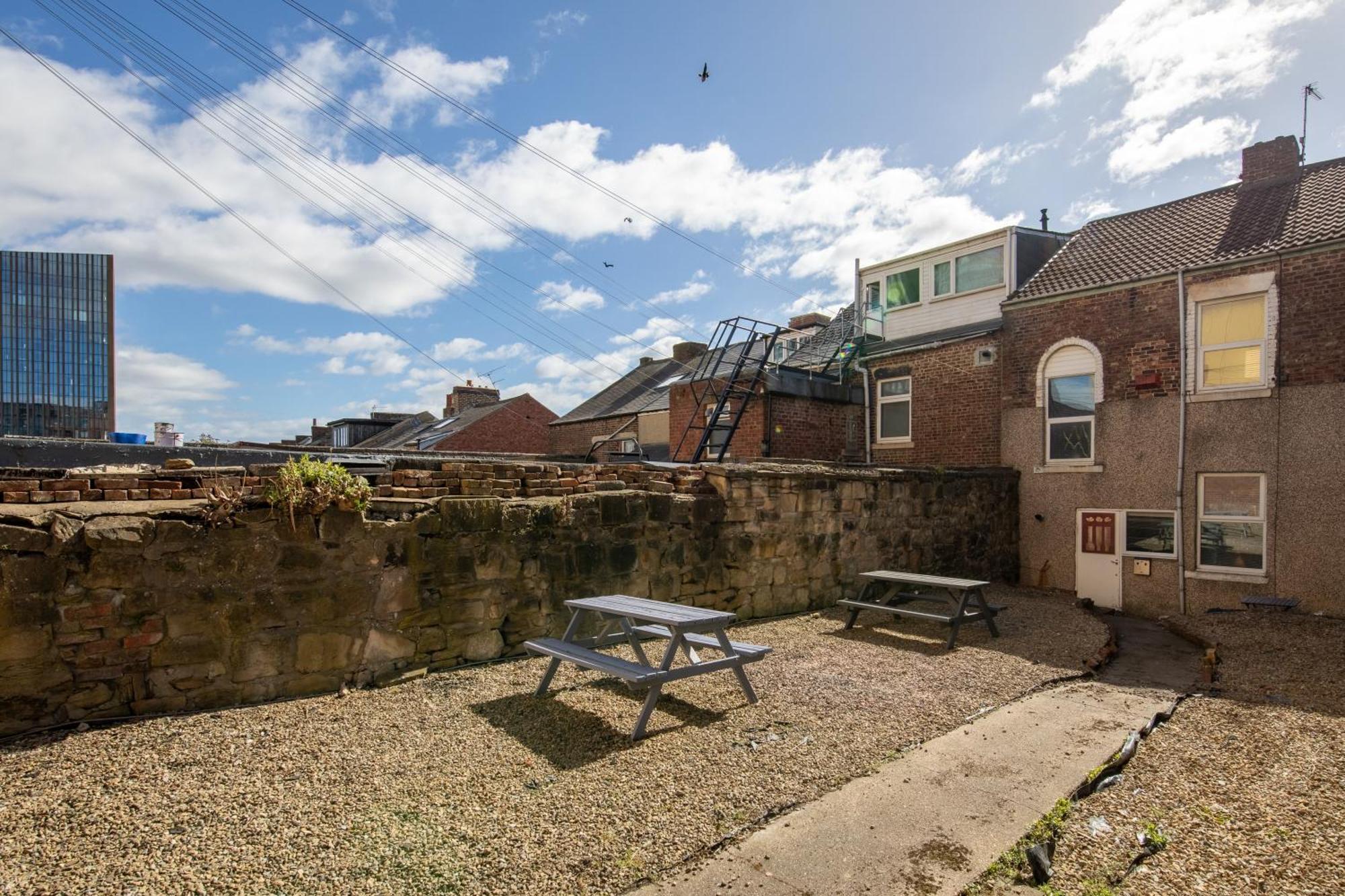 Newcastle City Centre Super Spacious Town House Free Parking And Wi-Fi Экстерьер фото