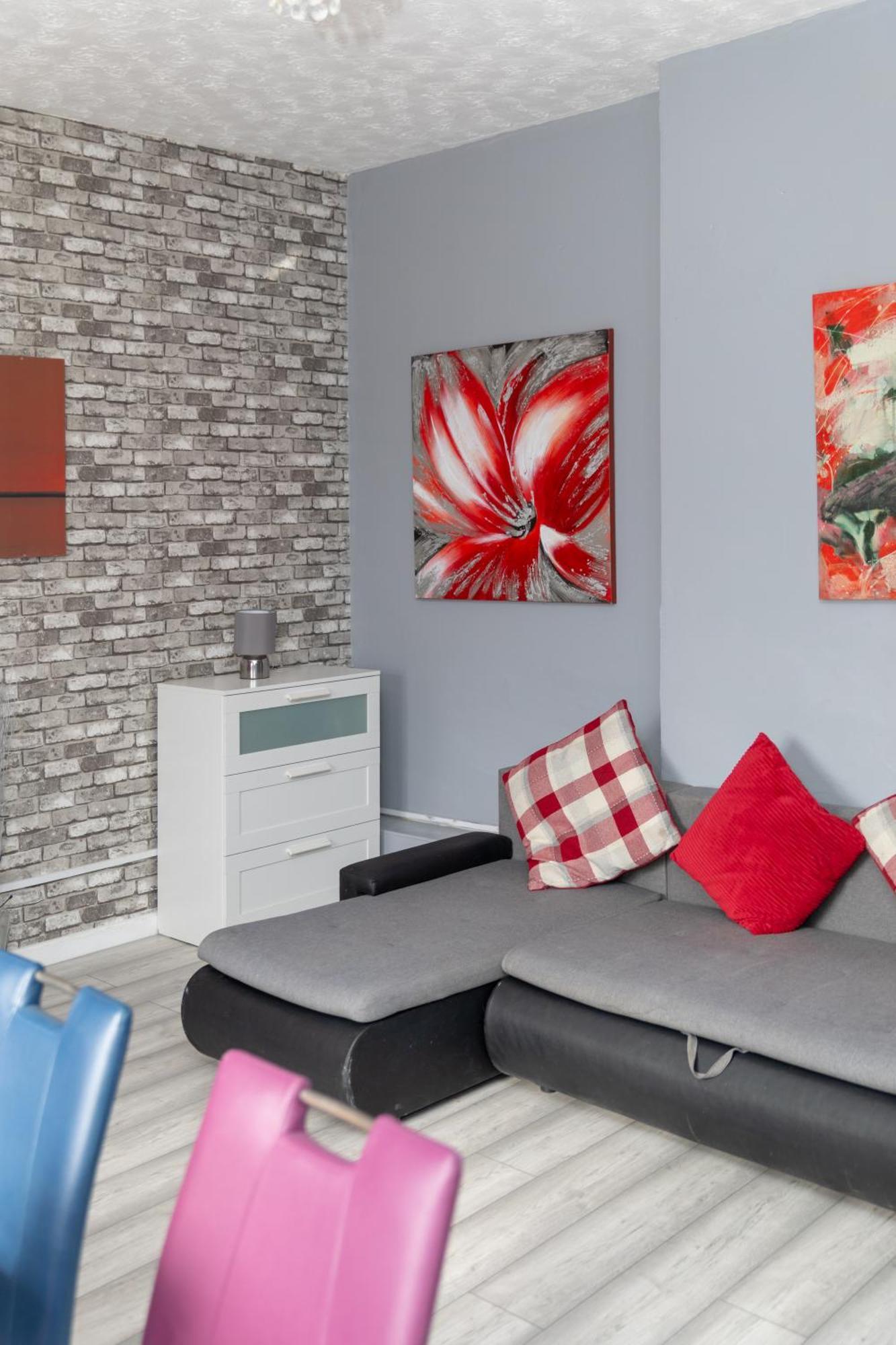 Newcastle City Centre Super Spacious Town House Free Parking And Wi-Fi Экстерьер фото